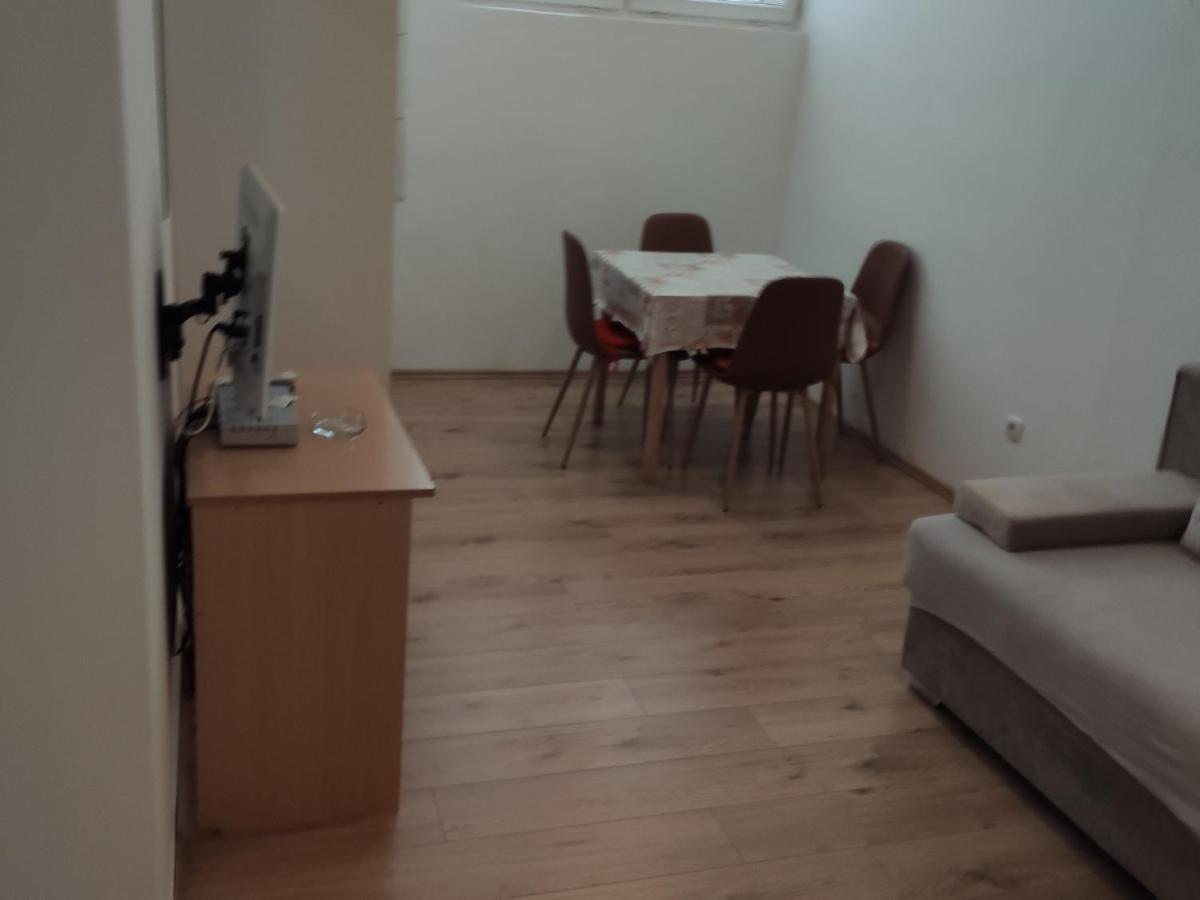 Apartments Ivo Макарська Екстер'єр фото